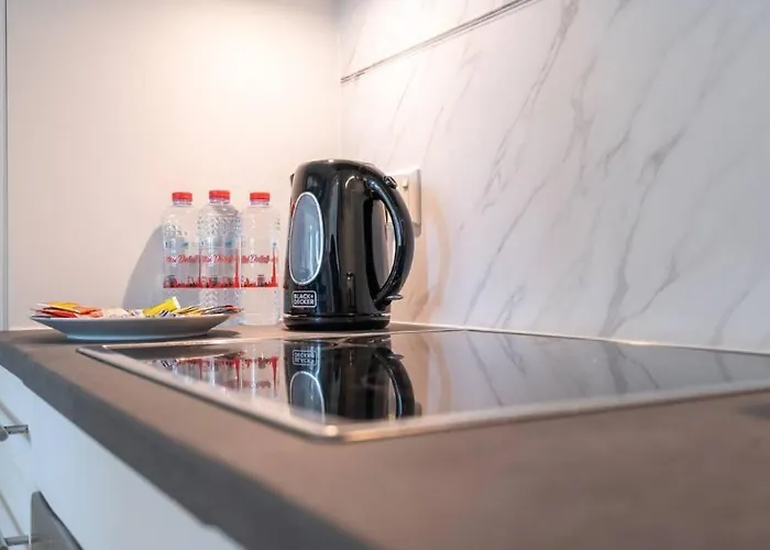 Mesmerizing 2Br Apartment In Dubai Marina - Sleeps 6
