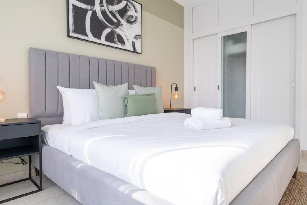 Appartamento Mesmerizing 2br In Marina - Sleeps 6 Dubai